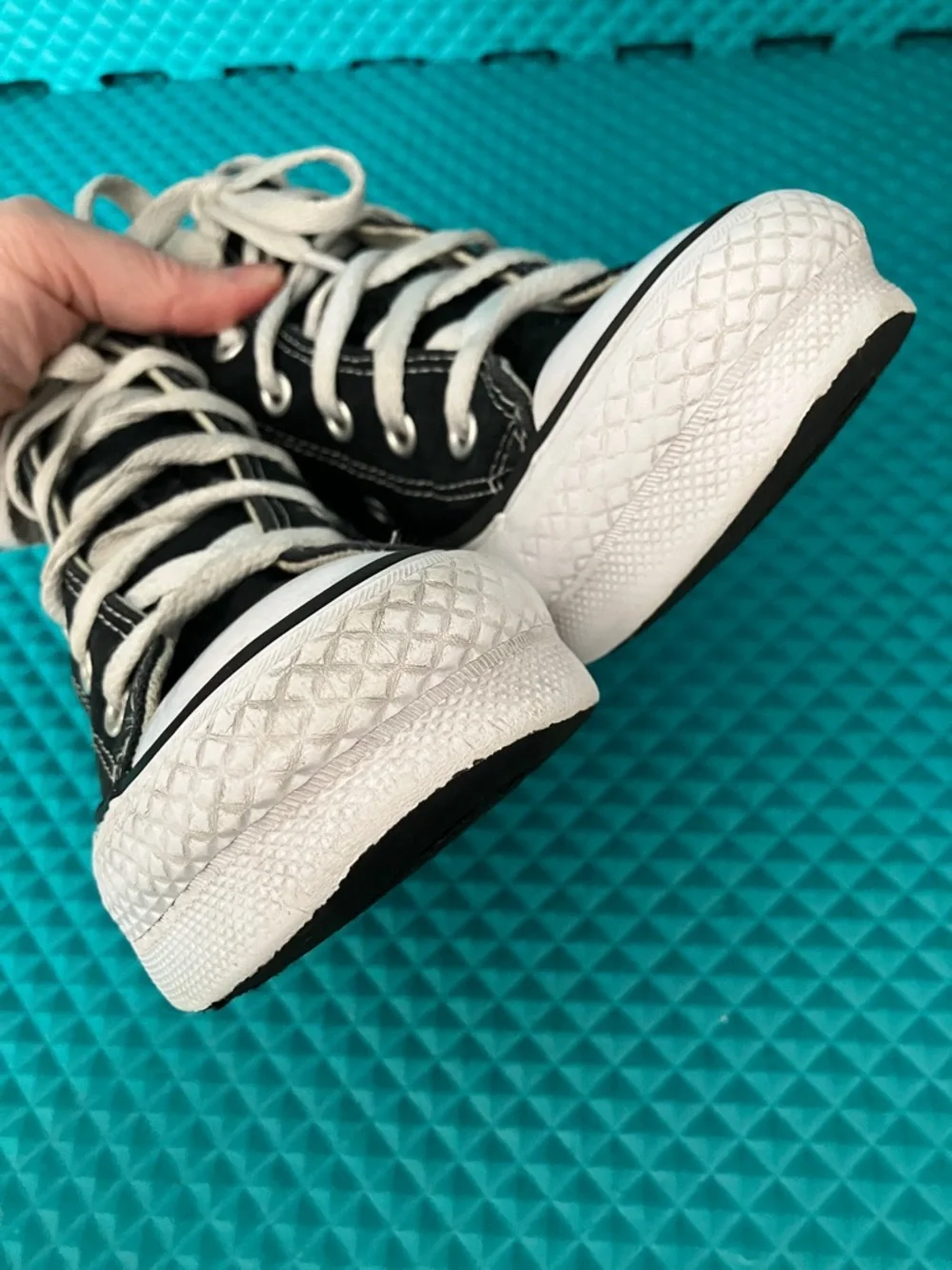 CONVERSE Chuck Taylor All Star Unisex Kids Lift Hi-Top Black Sneaker | 13